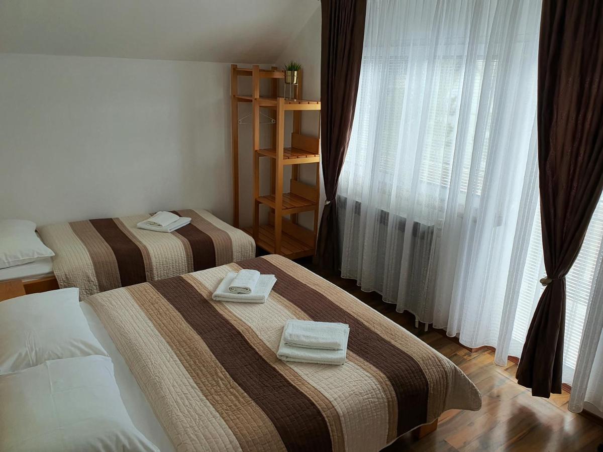 Guesthouse Kovacevic Korenica Exterior photo