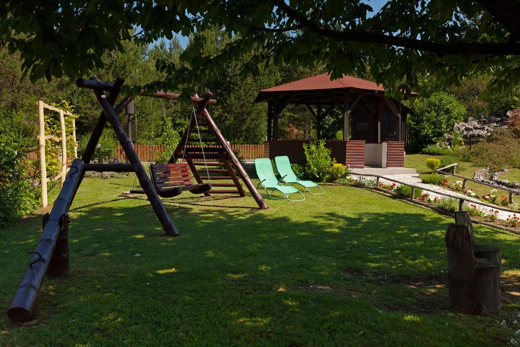 Guesthouse Kovacevic Korenica Exterior photo